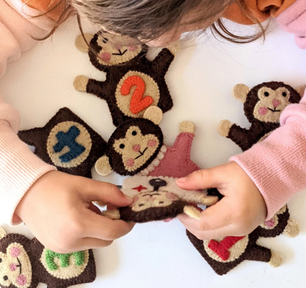 Five Little Monkeys - Finger Puppet Set