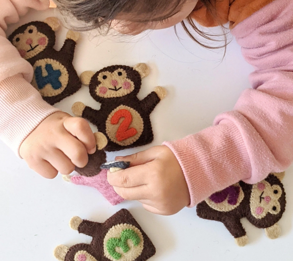 Five Little Monkeys - Finger Puppet Set
