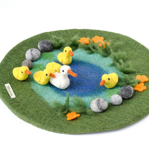 Duck Pond with 6 Ducks_Play Mat Playscape - Premium and Unique gift farm, felttoys, fingerpuppet, forkids, handmade, montessori, taratreasures, toddler Pretend Play from Taratreasures - Shop now at AU family concept store Mommy's Pouch